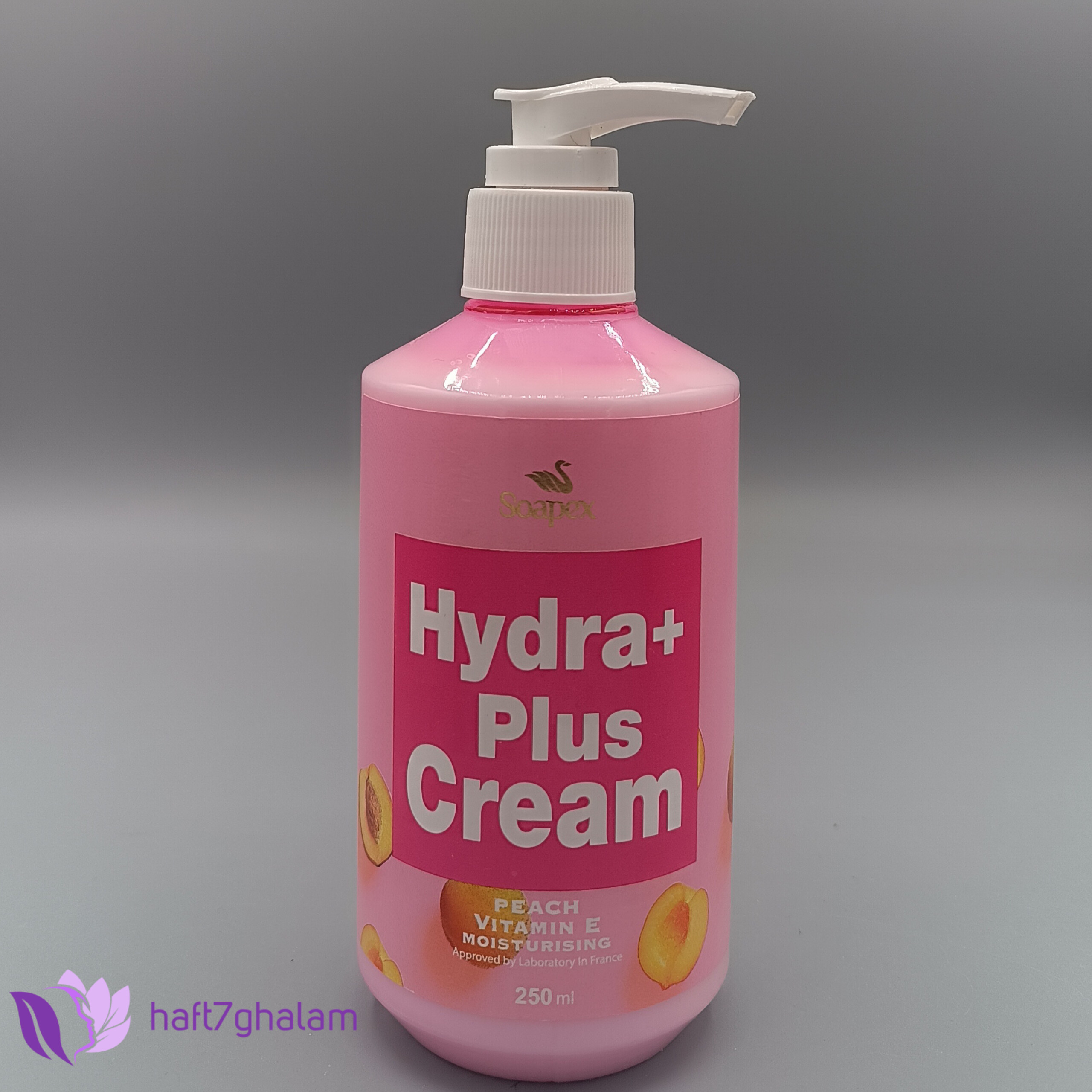کرم مرطوب‌کننده بدن سوپکس مدل Hydrat Plus Cream هلو و ویتامین E حجم ۲۵۰ میلی‌لیتر